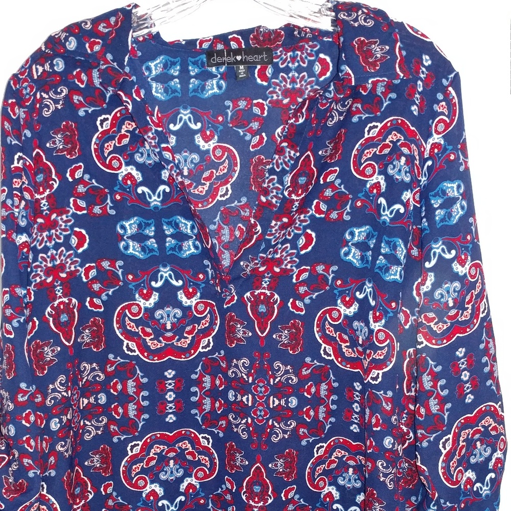 Derek heart red,white & blue shirt Sz medium